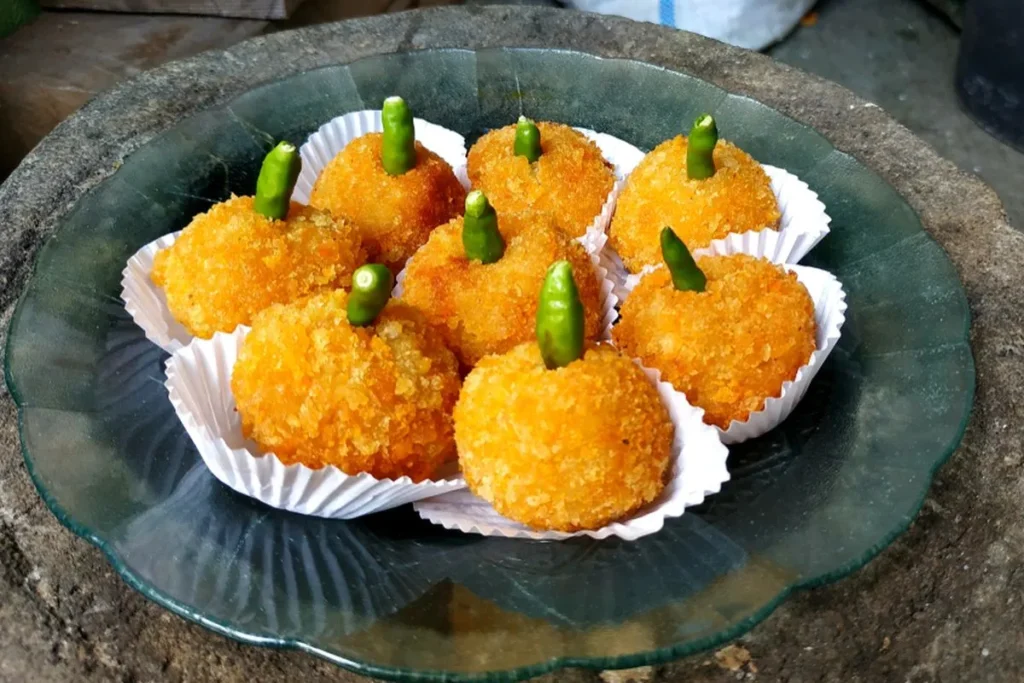 Resep Kroket Kentang Ayam yang Empuk Gurih Buat Cemilan