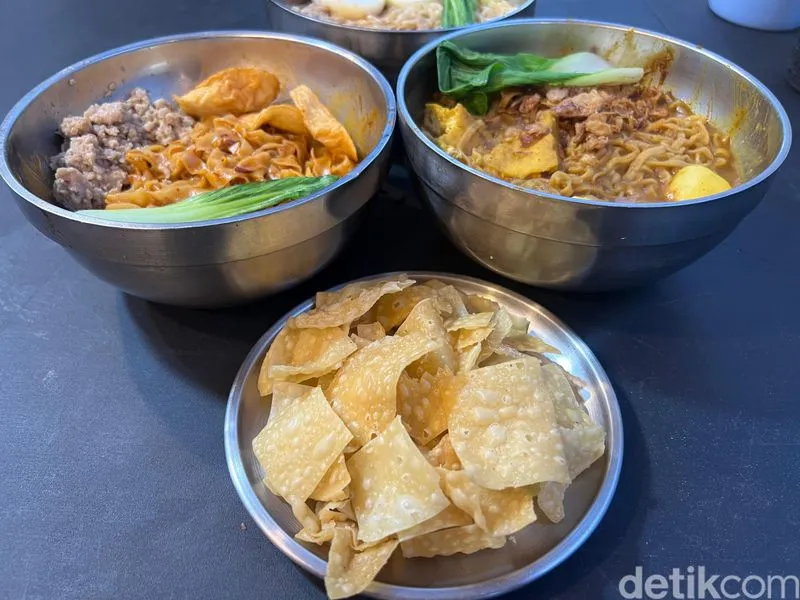 Di Bekasi Ada Mie Singapura dan Mie India Rp 20 Ribuan