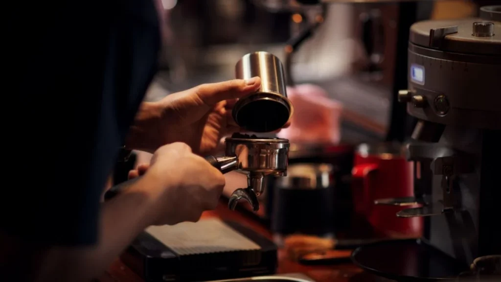 5 Coffee Shop di Dekat Stasiun Gondangdia yang Nyaman